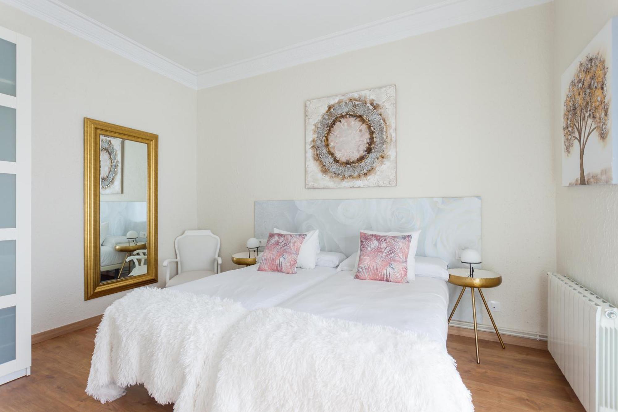 Art House Fira Apartments Barselona Dış mekan fotoğraf