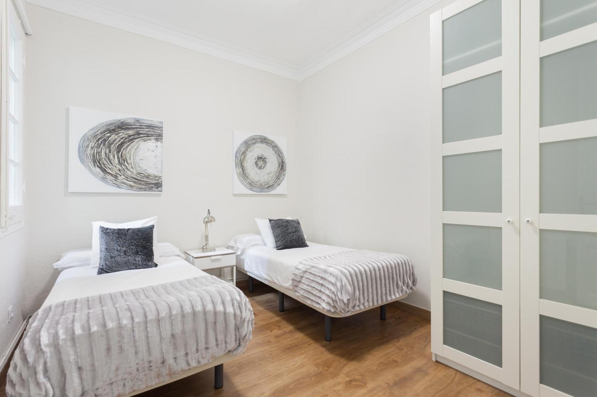 Art House Fira Apartments Barselona Dış mekan fotoğraf