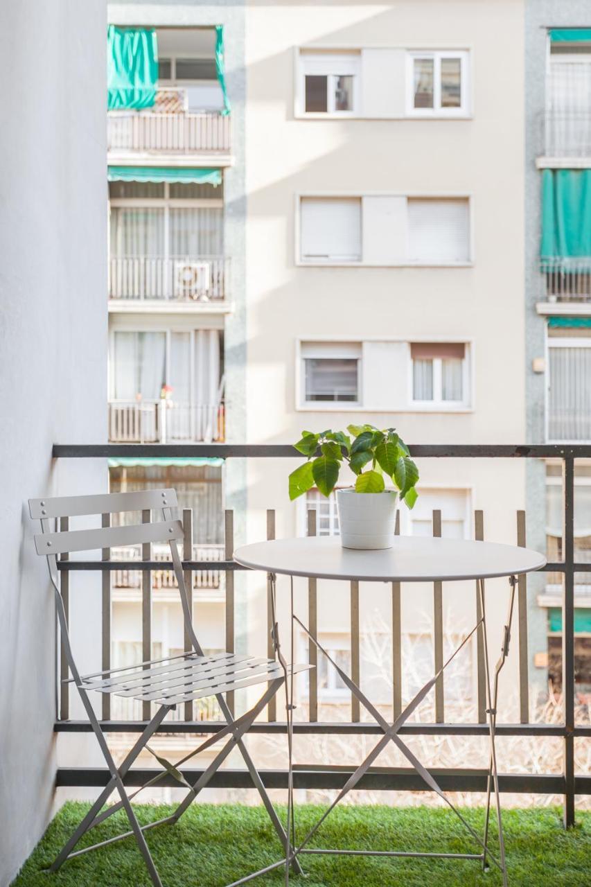 Art House Fira Apartments Barselona Dış mekan fotoğraf